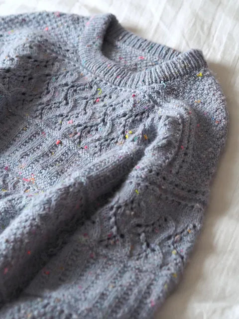 Vine Lace Pullover Knitting Pattern