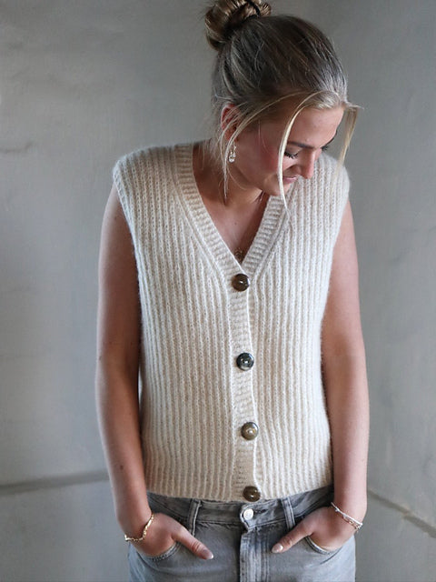 Relaxed Fit Vest Knitting Pattern