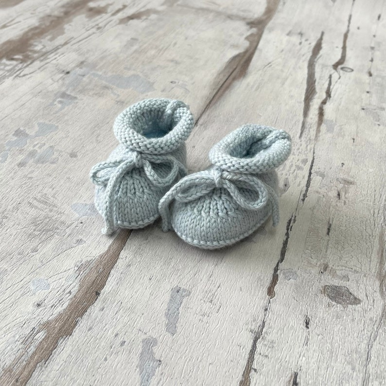 Baby Booties Knitting Pattern