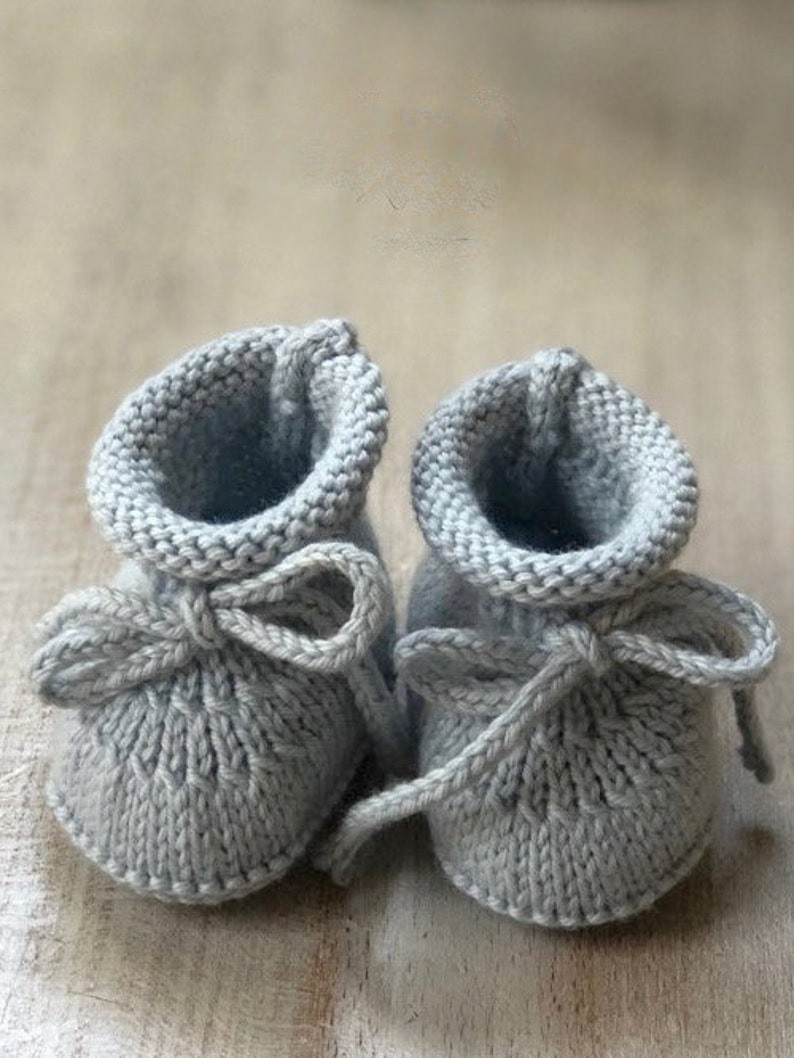 Baby Booties Knitting Pattern