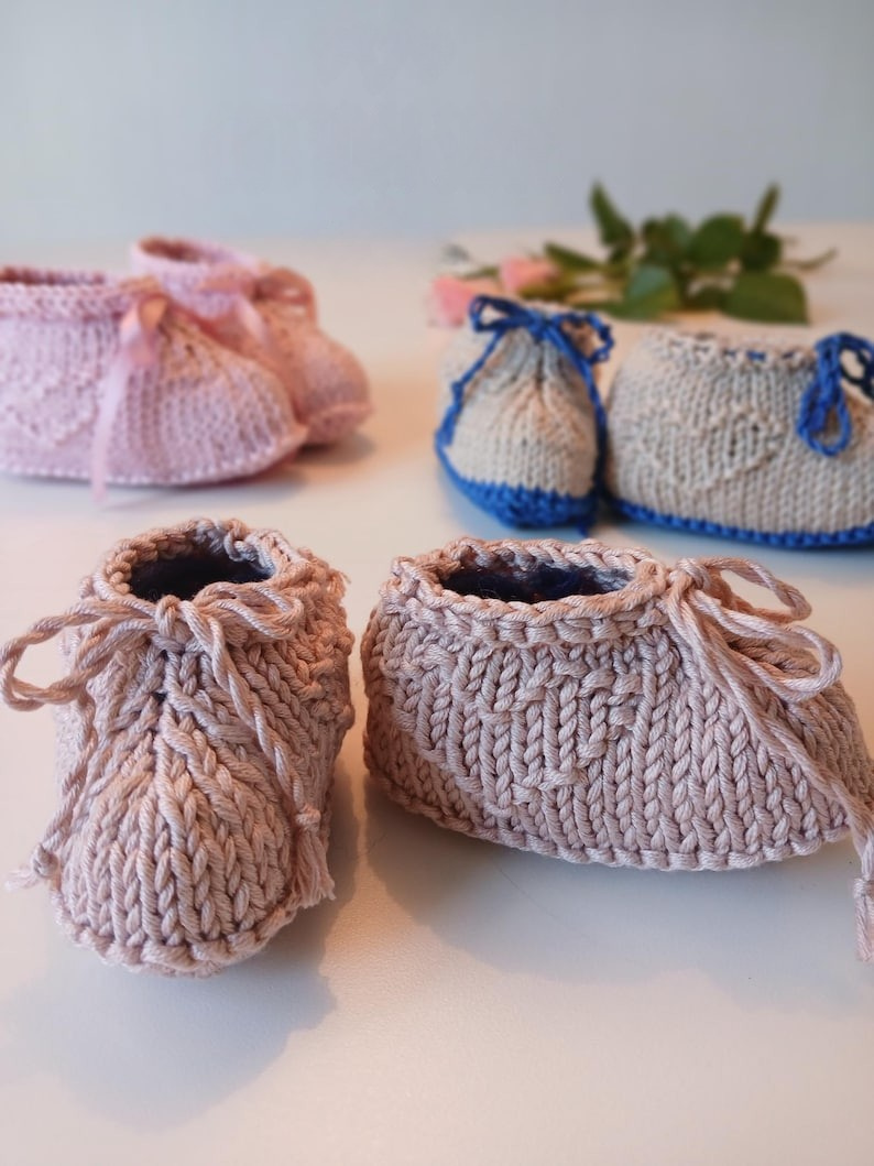 Baby Booties Knitting Pattern