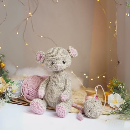 Baby Mouse Knitting Pattern