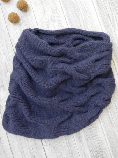 Loop Beanie Knitting Pattern