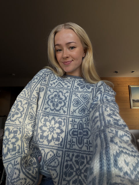 Flower Sweater Knitting  Pattern