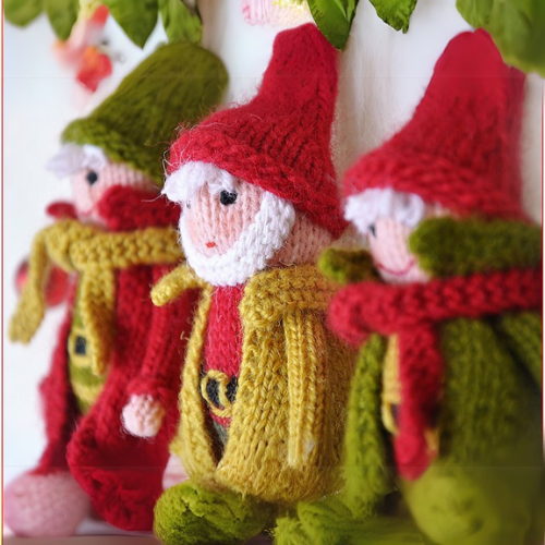 Christmas Elves Knitting Pattern