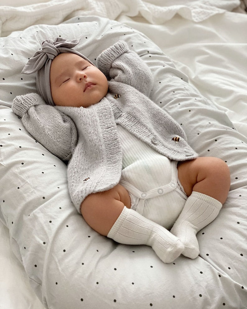 Bee Cardigan Knitting Pattern