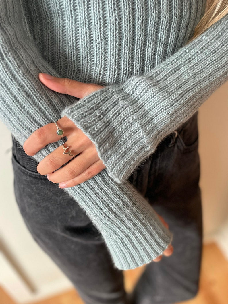 Fitted Rib Sweater Knitting Pattern