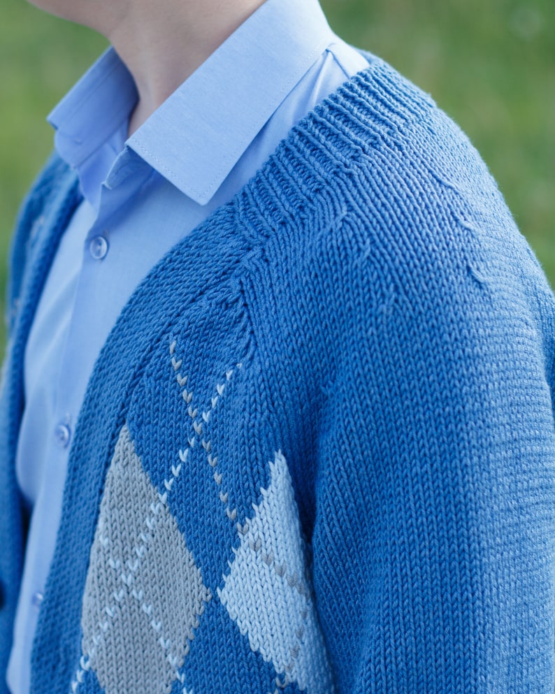 Raglan Sleeve Cardigan Knitting Pattern