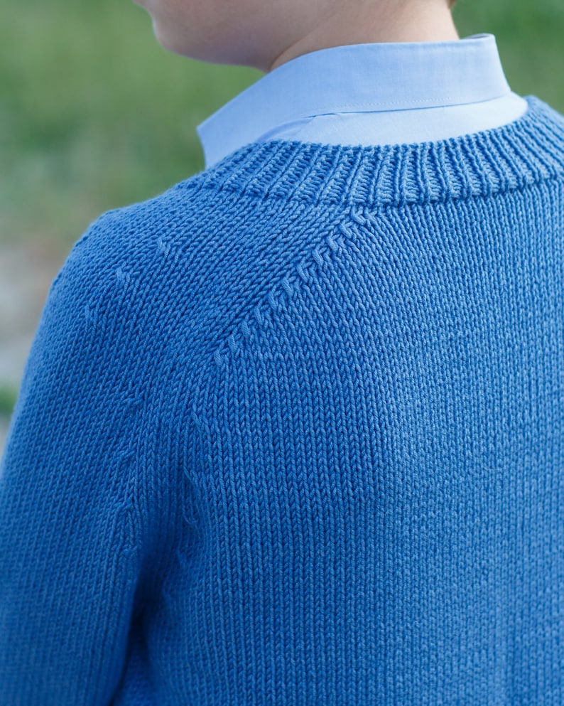 Raglan Sleeve Cardigan Knitting Pattern