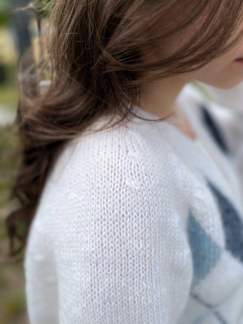 Raglan Sleeve Cardigan Knitting Pattern