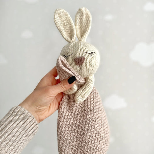 Bunny Comforter Knitting Pattern