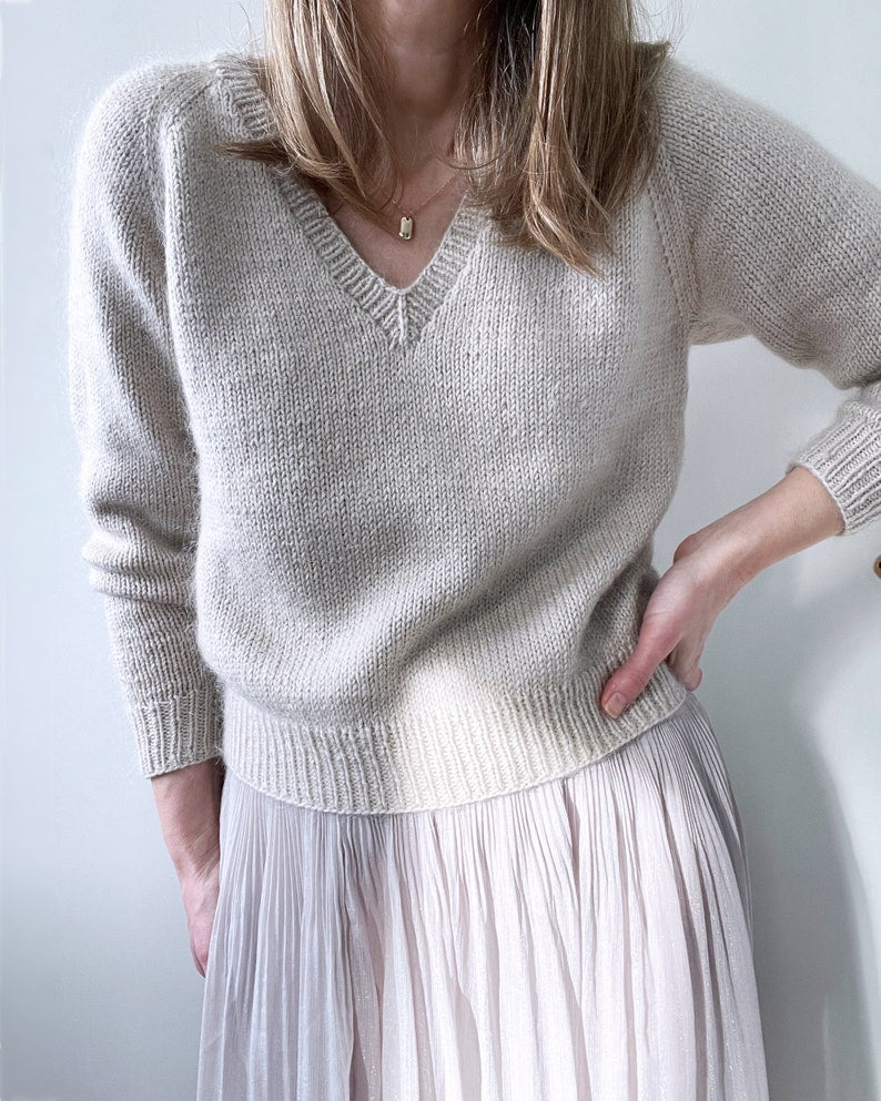 V-Neck Pullover Knitting Pattern