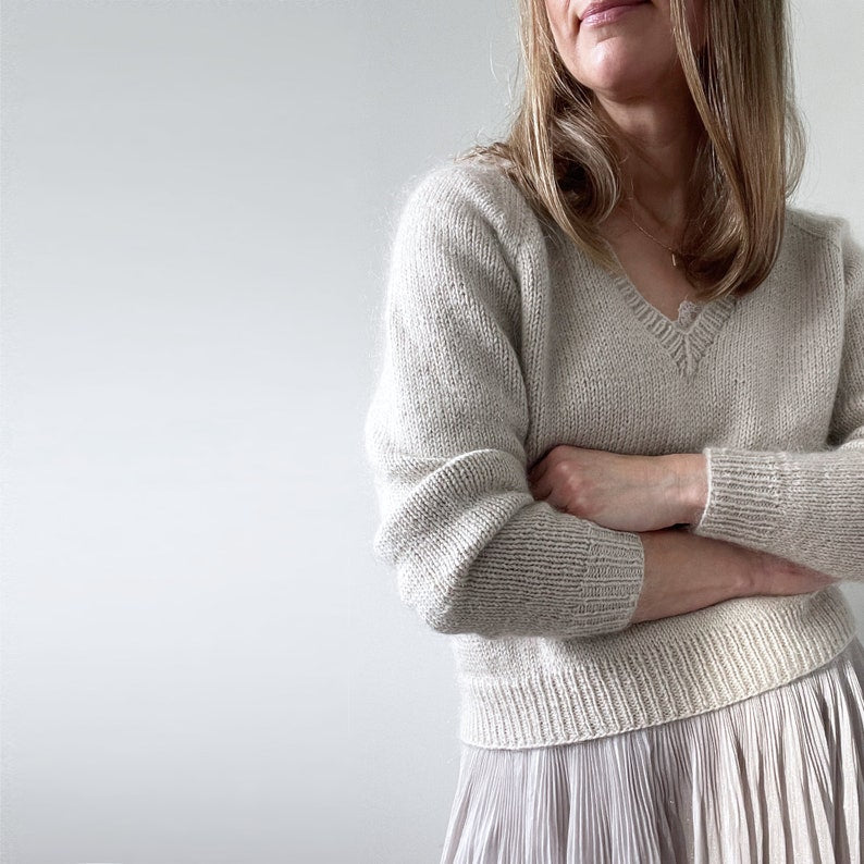 V-Neck Pullover Knitting Pattern