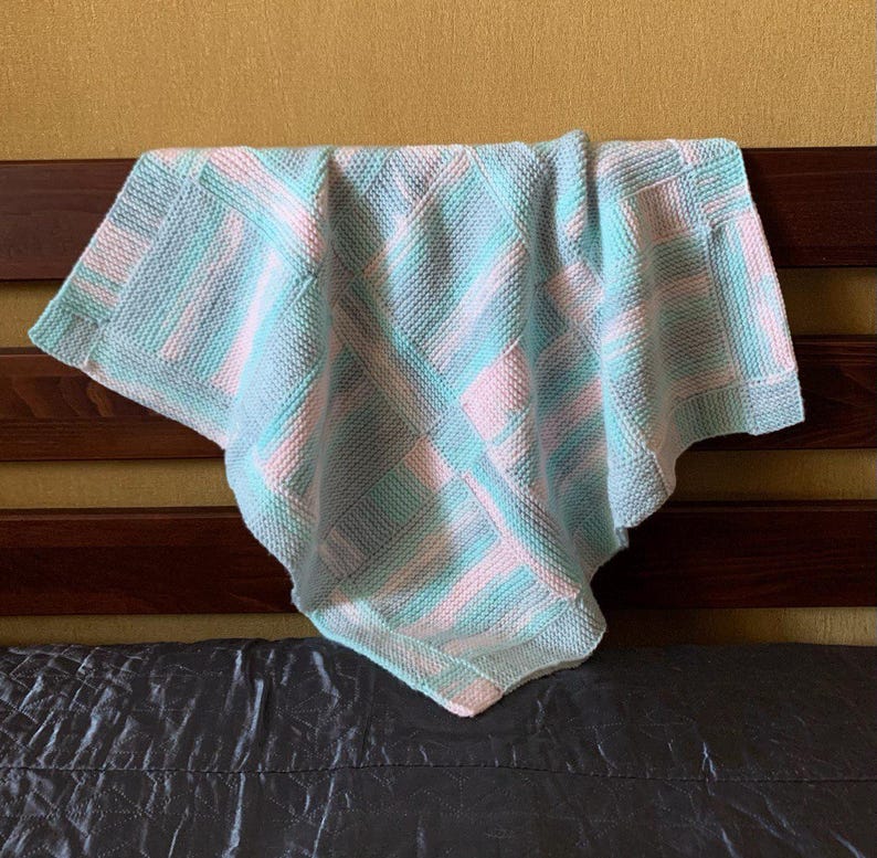 Reversible Seamless Quad knitting Pattern