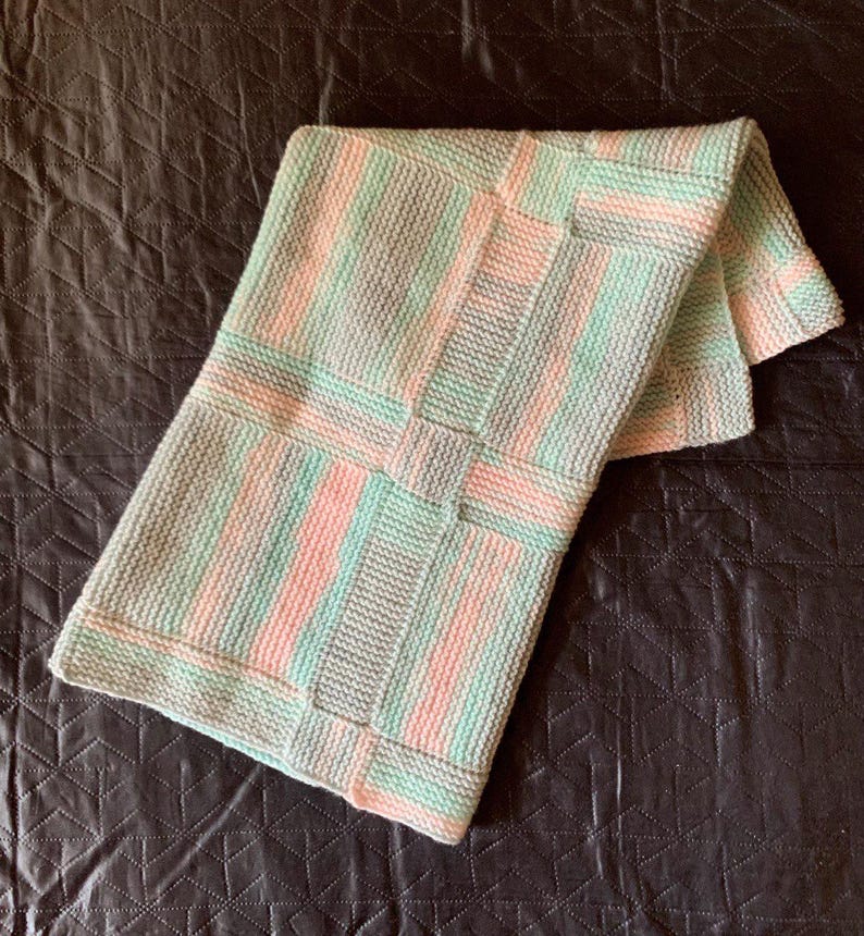 Reversible Seamless Quad knitting Pattern