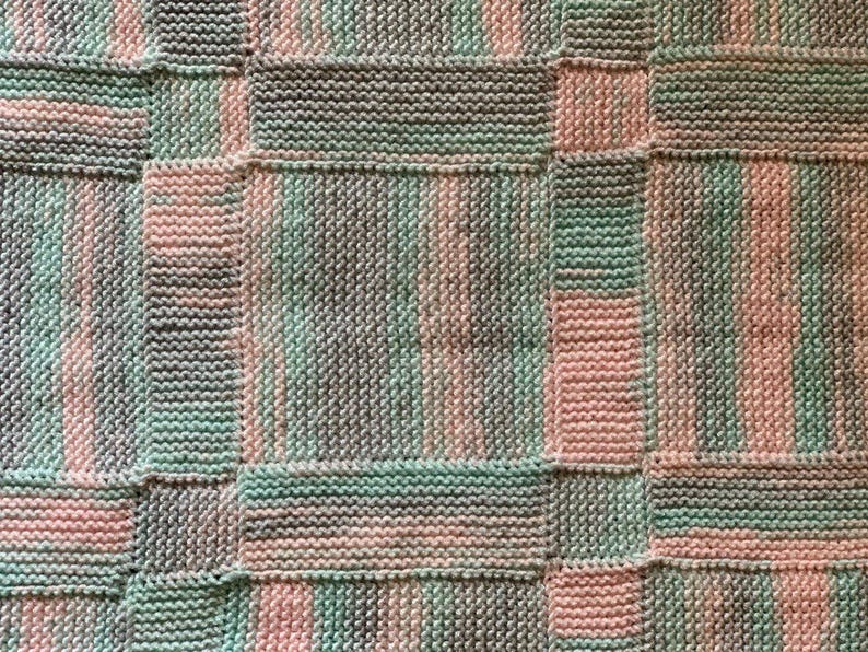 Reversible Seamless Quad knitting Pattern