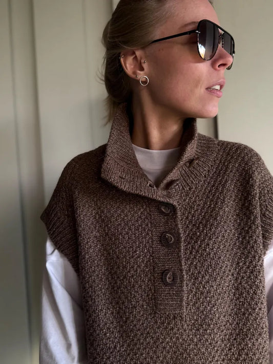 High Collar Vest Knitting Pattern