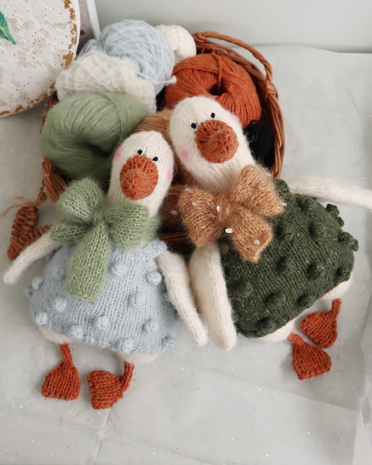 Goose Toy Knitting Pattern