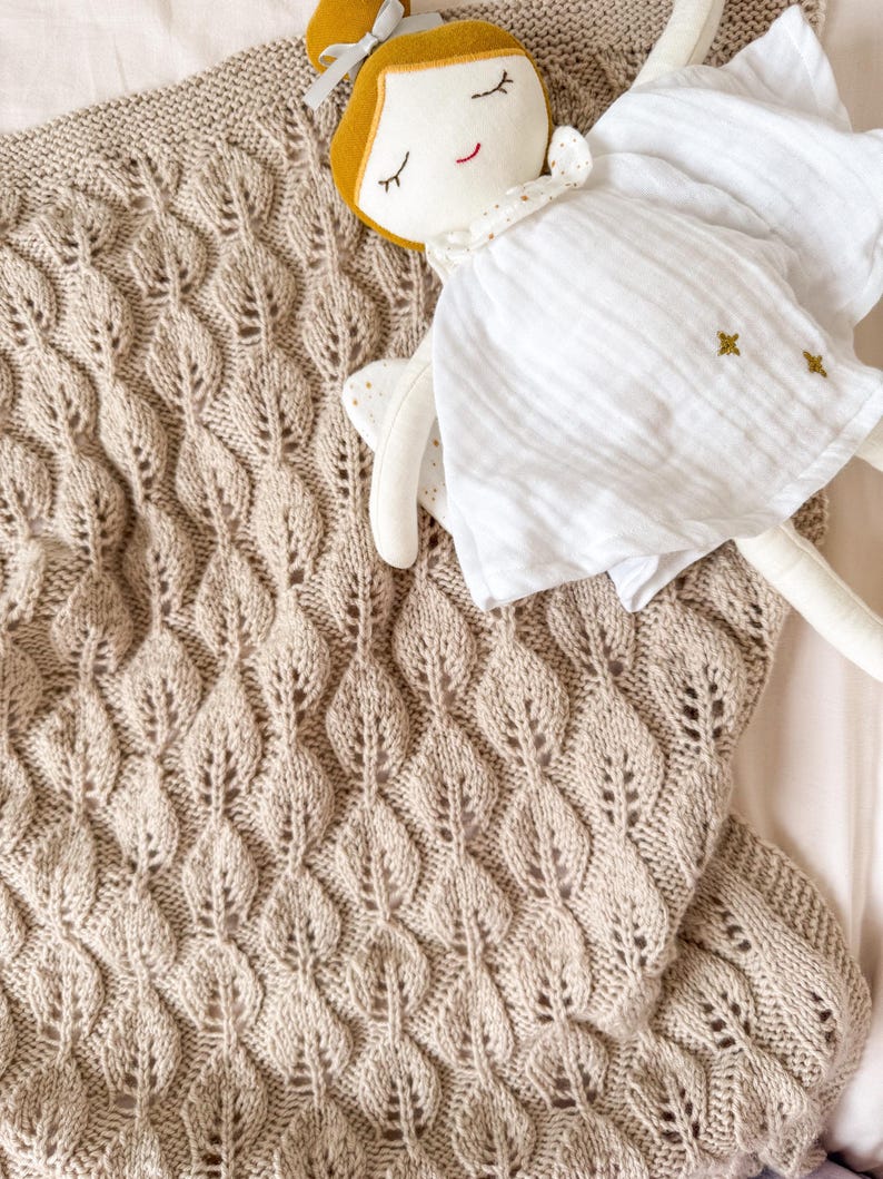 Leaf Vines Blanket Knitting Pattern