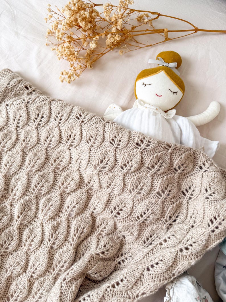 Leaf Vines Blanket Knitting Pattern