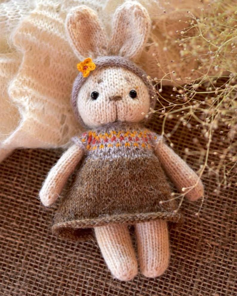 Dressed Bunny Knitting Pattern