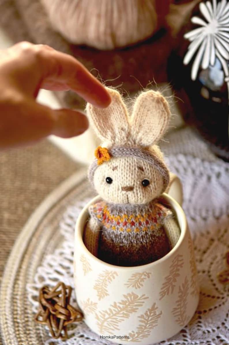 Dressed Bunny Knitting Pattern