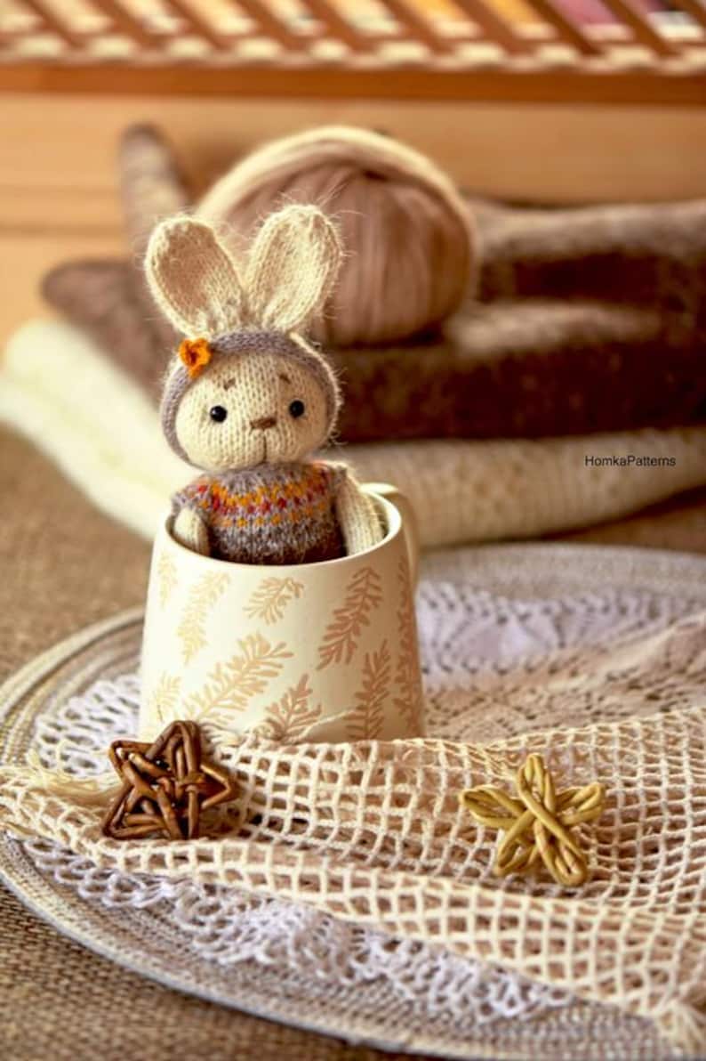 Dressed Bunny Knitting Pattern