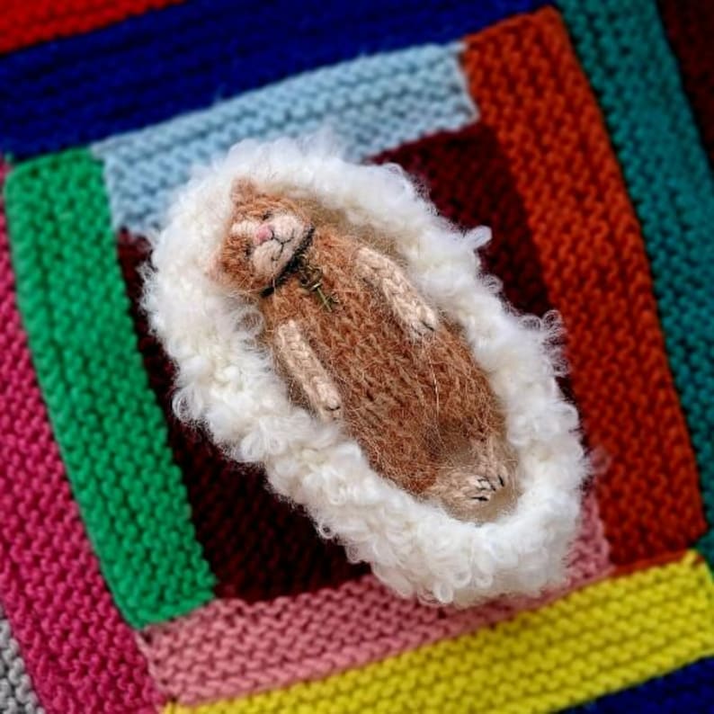 Kitten in Bunny Suit Knitting Pattern