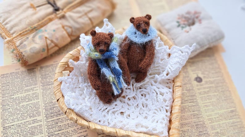 Mini Polar Bear Knitting Pattern