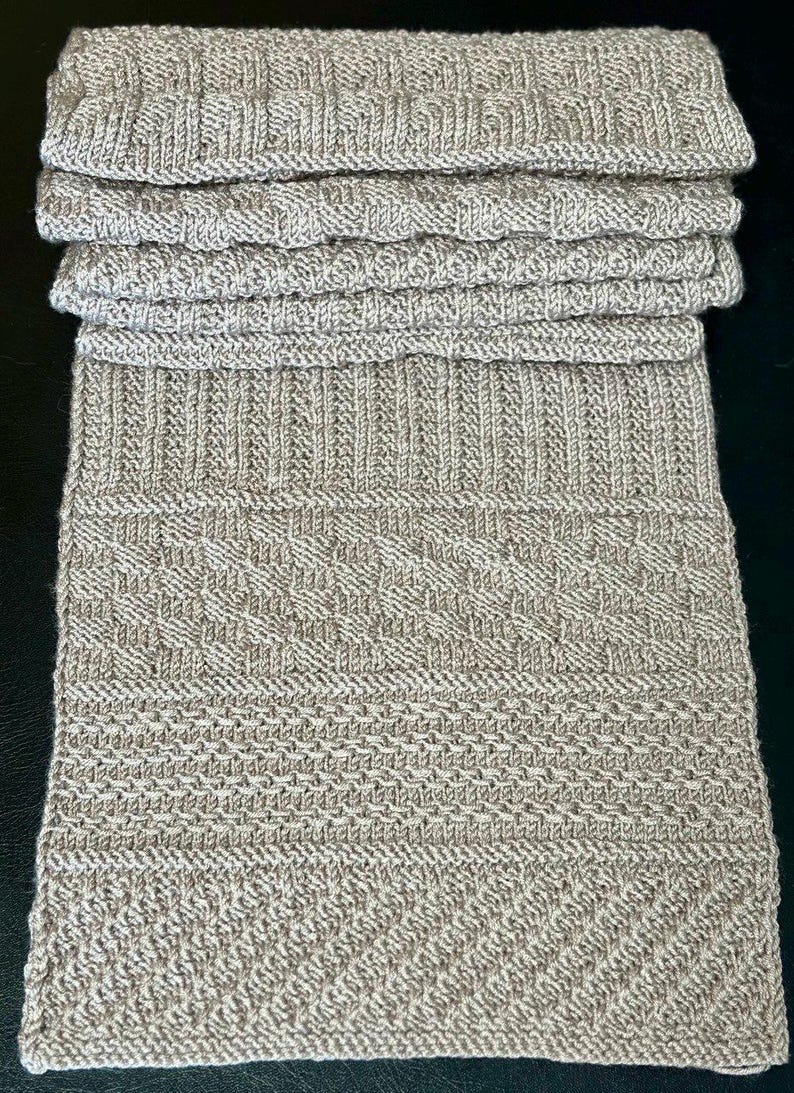 Reversible Scarf Knitting Pattern