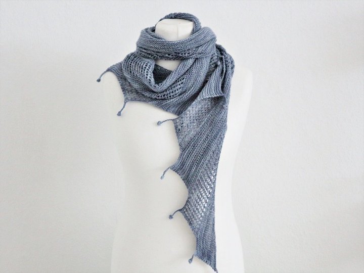 Tail Shawl  Knitting Pattern