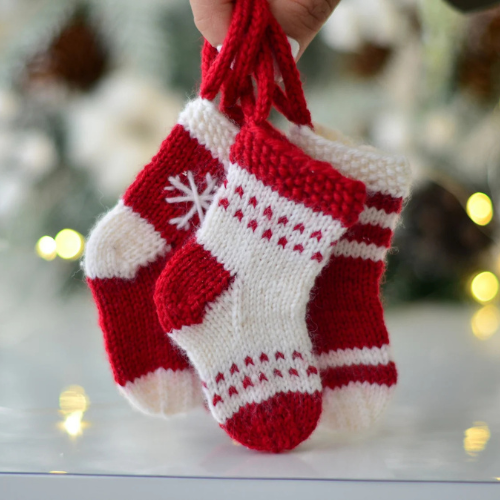 Christmas mini stocking knitting pattern