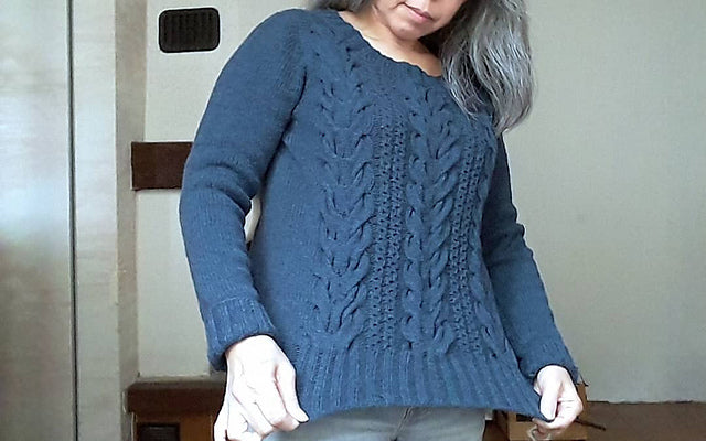 Chunky Cable Pullover Knitting Pattern